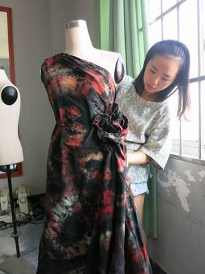服裝裁剪與制作 學(xué)生作業(yè)中的創(chuàng)意與實踐